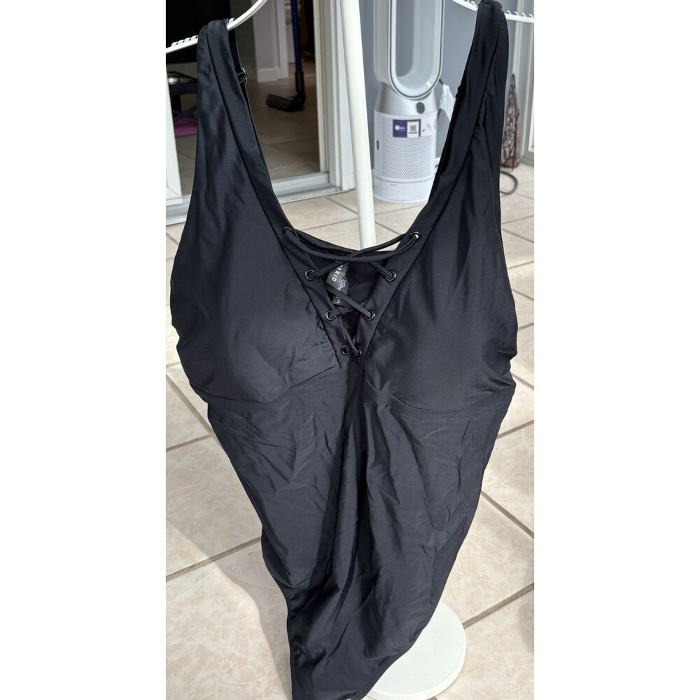 Torrid Black Ruched Lace Up Front One Piece Swimsuit Women's Size 3